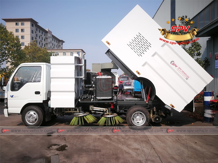 Road Sweeper Truck ISUZU - 1 Road Sweeper Truck ISUZU - 1